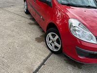 Gebraucht Renault Clio III 75 PS (55 kW) 2006 Rot Kleinwagen