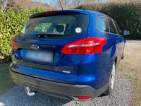 Gebraucht Ford Focus 105 PS (77 kW) 2016 Blau Kombi