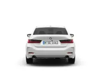 Gebraucht BMW 318 Comfort Edition 150 PS (110 kW) 2023 Weiß Limousine