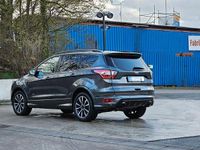 Gebraucht Ford Kuga ST-Line 179 PS (131 kW) 2018 Grau SUV