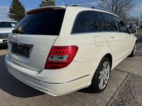 Gebraucht Mercedes C250 204 PS (150 kW) 2011 Weiß Kombi