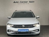 Gebraucht VW Passat Basis 150 PS (110 kW) 2023 Gletscherweiß metallic Kombi