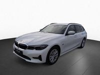 Gebraucht BMW 330e Advantage 184 PS (135 kW) 2022 Weiß Kombi