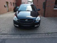 Gebraucht Hyundai Accent 97 PS (71 kW) 2007 Schwarz Limousine