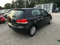 Second-hand VW Golf VII Trendline 86 CP (63 kW) 2012 Negru Berlinǎ