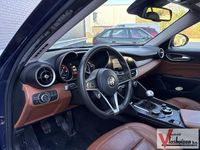 Gebraucht Alfa Romeo Giulia Business 150 PS (110 kW) 2016 Blau Limousine