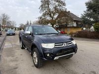 Gebraucht Mitsubishi L200 Diamant Edition 178 PS (130 kW) 2015 Blau Abholung
