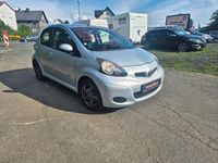 Gebraucht Toyota Aygo Cool 68 PS (50 kW) 2011 Silber Kleinwagen