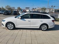 Second-hand Skoda Octavia Ambition 150 CP (110 kW) 2023 Alb Break