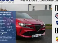 Neu Alfa Romeo Junior 145 PS (106 kW) 2026 Rot SUV