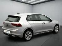 Gebraucht VW Golf VIII 150 PS (110 kW) 2022 Silber Limousine