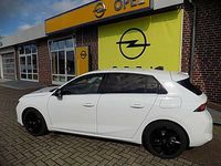 Gebraucht Opel Astra Elegance 150 PS (110 kW) 2023 Arktisweiß (metallic) Limousine