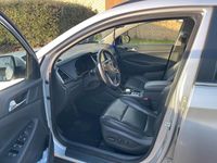 Gebraucht Hyundai Tucson 185 PS (136 kW) 2015 Silber SUV