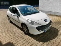 Gebraucht Peugeot 207 95 PS (69 kW) 2009 Weiß Limousine