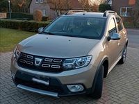 Gebraucht Dacia Sandero Stepway 101 PS (74 kW) 2020 Grau Kleinwagen