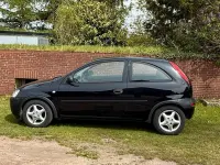 Używany Opel Corsa 90 KM (66 kW) 2002 Czarny Hatchback
