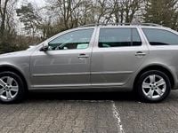 Gebraucht Skoda Octavia 105 PS (77 kW) 2010 Grau Kombi