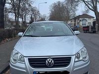 Gebraucht VW Polo Trendline 80 PS (58 kW) 2009 Limousine