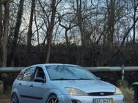 Gebraucht Ford Focus Ghia 116 PS (85 kW) 1999 Silber Limousine