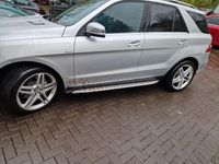 Gebraucht Mercedes ML350 258 PS (189 kW) 2012 Silber SUV