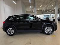 Gebraucht Mercedes GLA200 163 PS (119 kW) 2024 Unilack nachtschwarz SUV