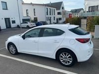 Gebraucht Mazda 3 Center-Line 105 PS (77 kW) 2017 Weiß Limousine