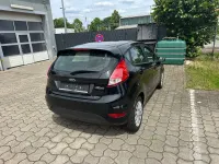 Gebraucht Ford Fiesta Trend 80 PS (58 kW) 2015 Schwarz Kleinwagen