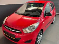 Gebraucht Hyundai i10 Edition 69 PS (50 kW) 2013 Rot Kleinwagen
