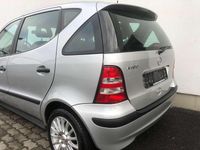 Gebraucht Mercedes A160 102 PS (75 kW) 2002 Polarsilber Kleinwagen