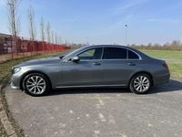 Gebraucht Mercedes E220 194 PS (142 kW) 2019 Grau Limousine