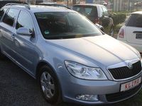 Gebraucht Skoda Octavia Impuls Edition 105 PS (77 kW) 2011 Blau Kombi