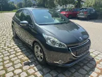 Gebraucht Peugeot 208 Allure 95 PS (69 kW) 2012 Grau Kleinwagen
