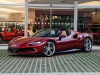 Gebraucht Ferrari 296 840 PS (617 kW) 2022 Rot