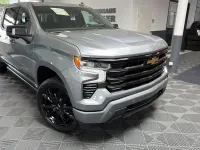 Neu Chevrolet Silverado 426 PS (313 kW) 2026 Silber SUV
