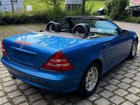 Gebraucht Mercedes SLK200 163 PS (119 kW) 2000 Blau Cabrio