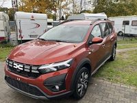Neu Dacia Jogger Expression 122 PS (89 kW) 2025 Braun Van / Kleinbus