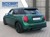 Gebraucht Mini ONE Classic 102 PS (75 kW) 2022 Grün Kleinwagen