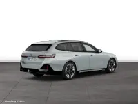 Gebraucht BMW 520 Sport Line 197 PS (144 kW) 2026 Grau Kombi
