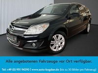 Gebraucht Opel Astra 90 PS (66 kW) 2008 Saphirschwarz mi2 Kombi