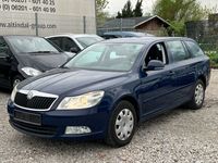 Gebraucht Skoda Octavia Ambiente 140 PS (102 kW) 2011 Blau Kombi