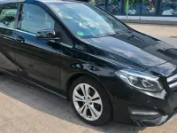 Gebraucht Mercedes B180 109 PS (80 kW) 2015 Schwarz Kleinwagen