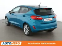 Gebraucht Ford Fiesta Titanium 101 PS (74 kW) 2018 Blau Kleinwagen