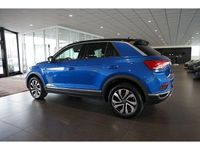 Gebraucht VW T-Roc Active 150 PS (110 kW) 2022 Blau SUV