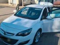Gebraucht Opel Astra 140 PS (102 kW) 2015 Weiß Limousine