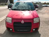 Używany Fiat Panda 101 KM (74 kW) 2010 Czerwony Hatchback