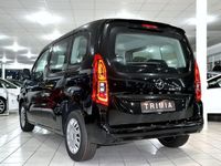 Neu Opel Combo Life 102 PS (75 kW) 2025 Schwarz Van / Kleinbus