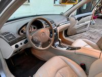 Second-hand Mercedes E320 224 CP (164 kW) 2005 Argintiu Berlinǎ