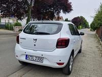 Gebraucht Dacia Sandero Lauréate 90 PS (66 kW) 2017 Weiß Limousine