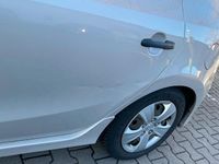 Gebraucht Hyundai i30 90 PS (66 kW) 2011 Grau Kleinwagen