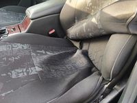 Gebraucht Mercedes E220 Classic 143 PS (105 kW) 2002 Blau Kombi